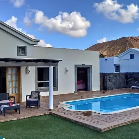 Villa Bol-Can Con Piscina Privada Playa Blanca  Exterior photo